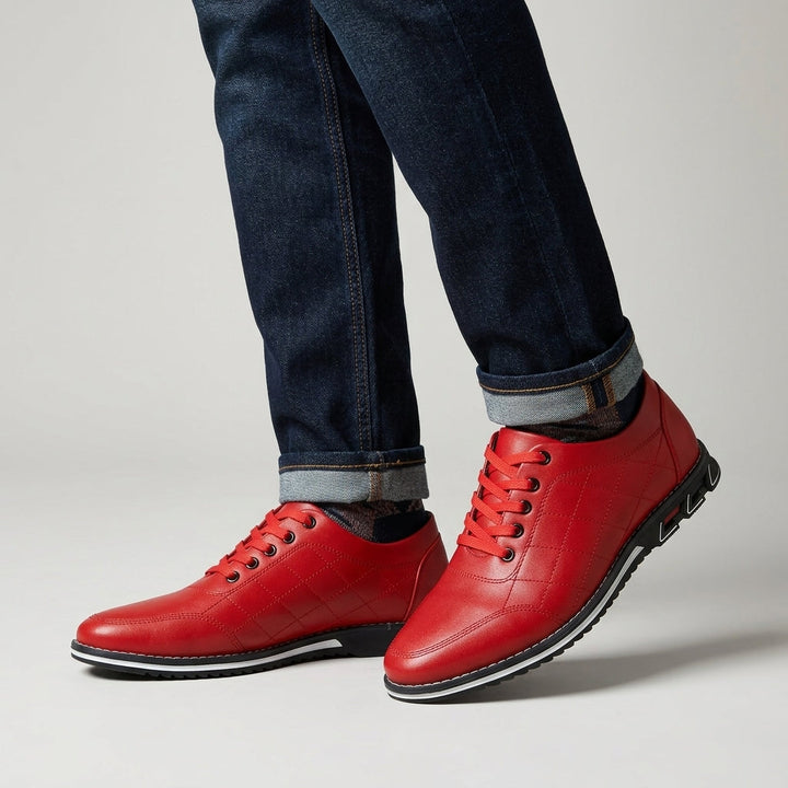 Baskets matelassées homme à lacets – détail sportif au talon