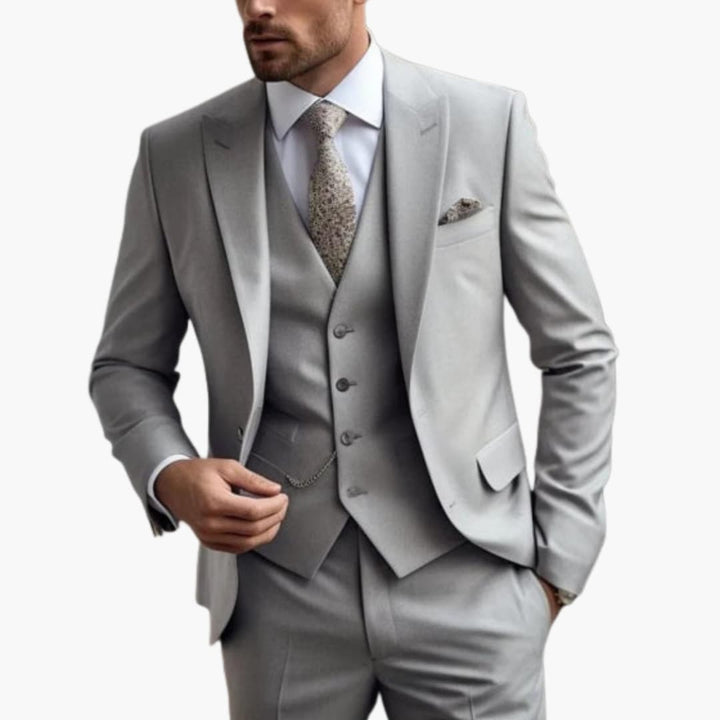 Costume homme trois pièces – veste, gilet et pantalon assortis