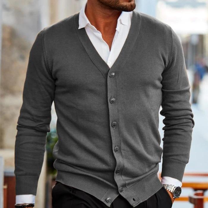 Cardigan homme col V à boutons – maille élégante ajustée