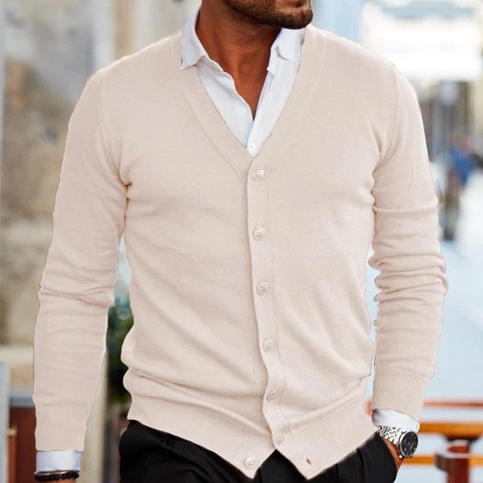 Cardigan homme col V à boutons – maille élégante ajustée