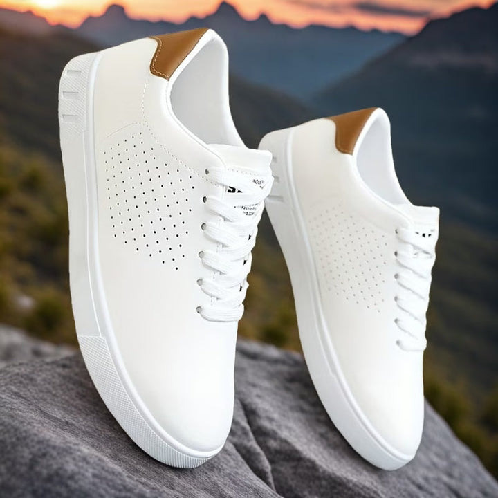 Baskets perforées homme en similicuir – finition mate
