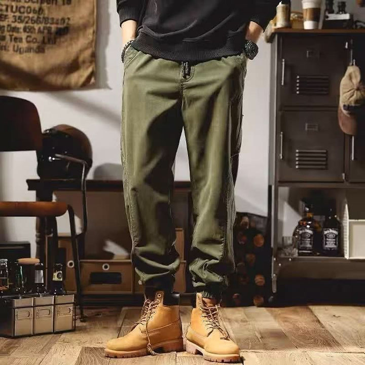 Pantalon cargo Aaron homme en coton léger – jambe fuselée
