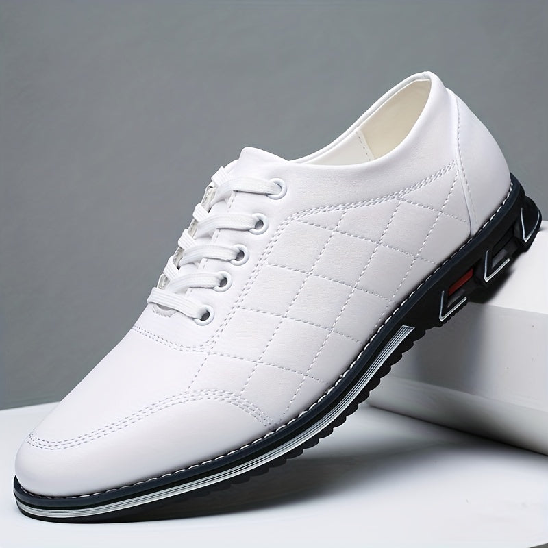 Baskets matelassées homme à lacets – détail sportif au talon