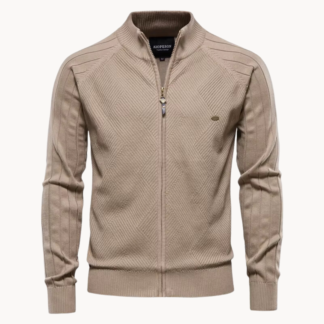 Cardigan zippé en maille fine – col montant élégant