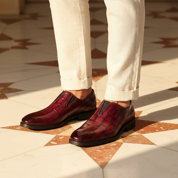Mocassins Halo-13 à entrée en V – silhouette nette et moderne
