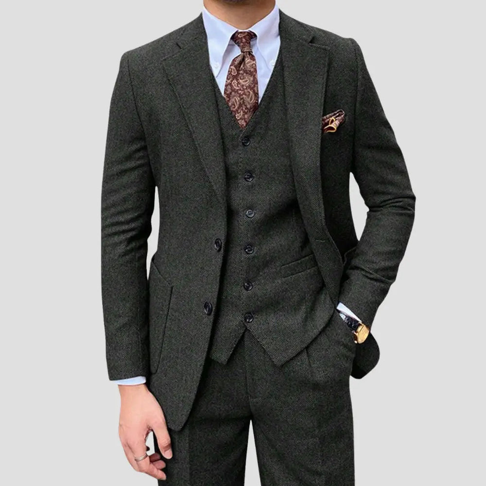 Costume trois pièces homme slim – gilet coordonné et surpiqûres