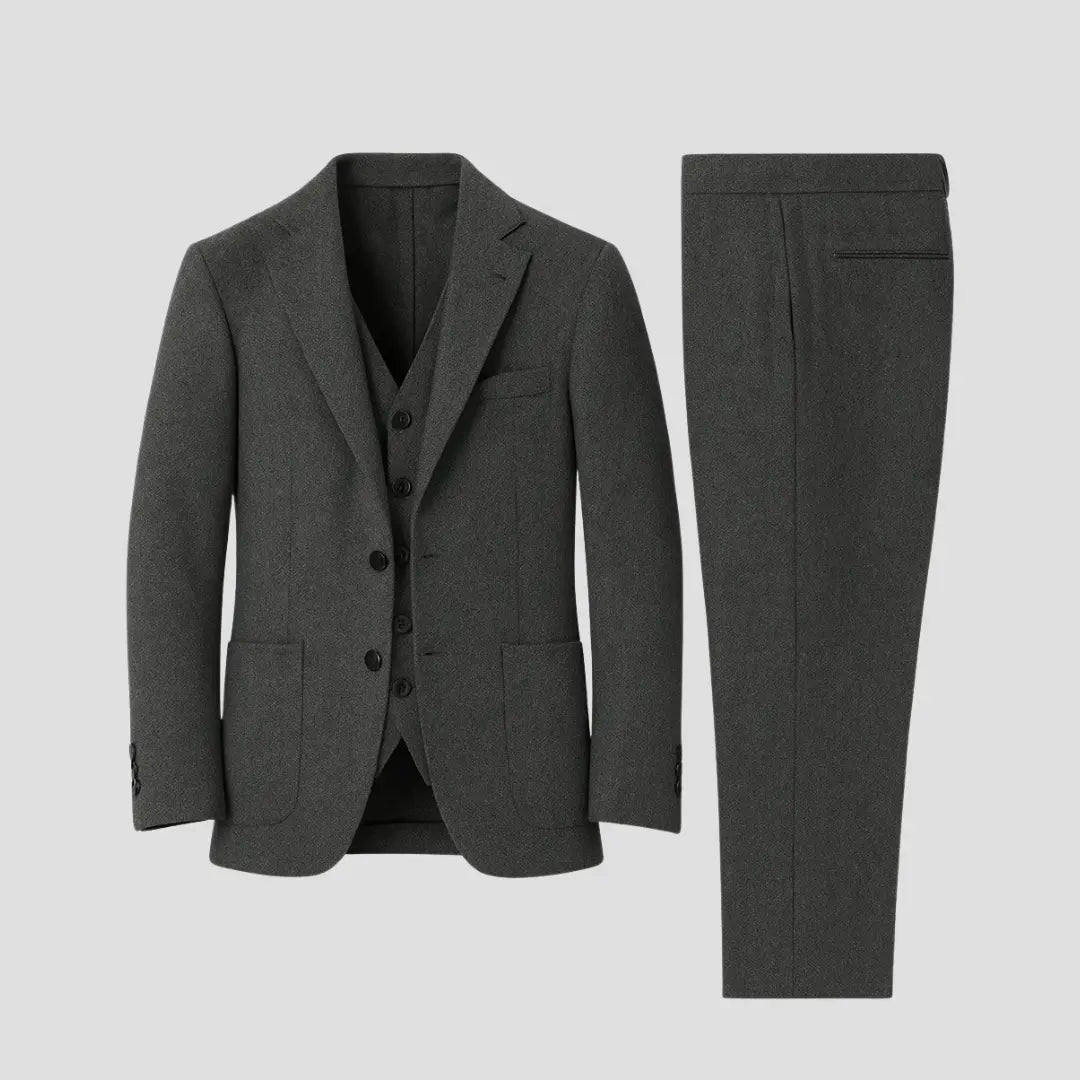 Costume trois pièces homme slim – gilet coordonné et surpiqûres