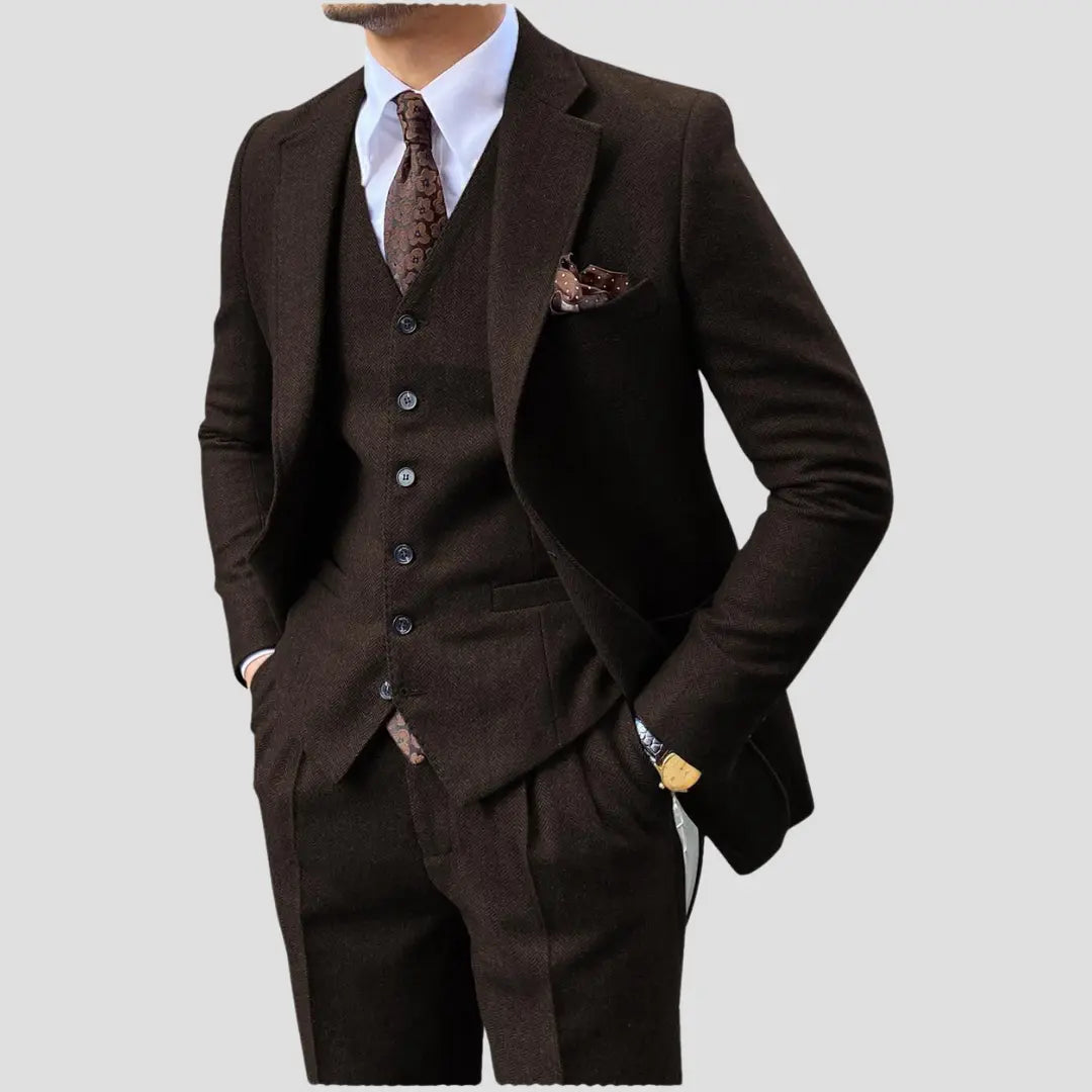 Costume trois pièces homme slim – gilet coordonné et surpiqûres
