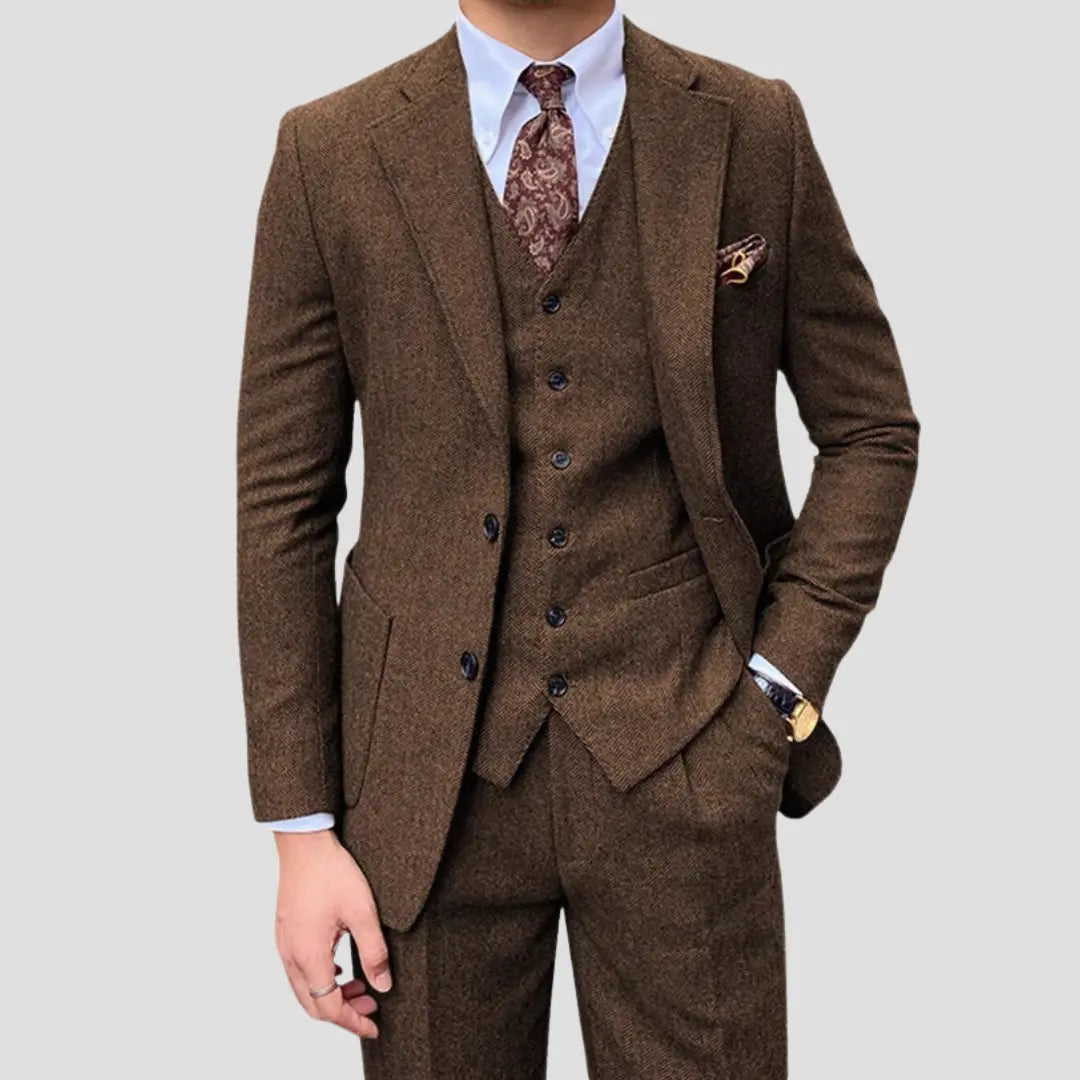 Costume trois pièces homme slim – gilet coordonné et surpiqûres