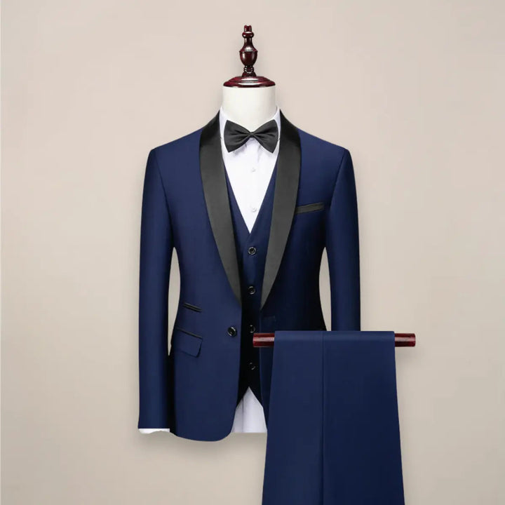 Smoking trois pièces homme coupe slim – soirées et mariages