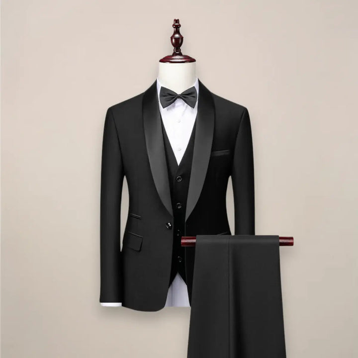Smoking trois pièces homme coupe slim – soirées et mariages