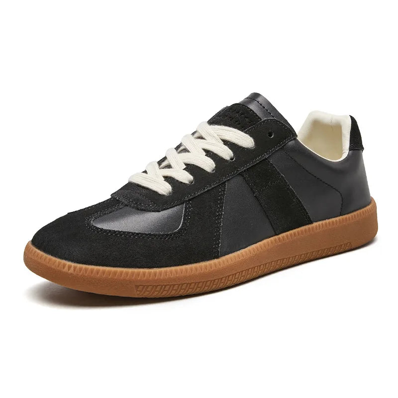 Baskets basses rétro homme – empiècements et surpiqûres contrastées