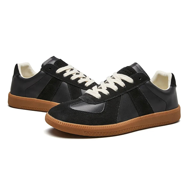 Baskets basses rétro homme – empiècements et surpiqûres contrastées