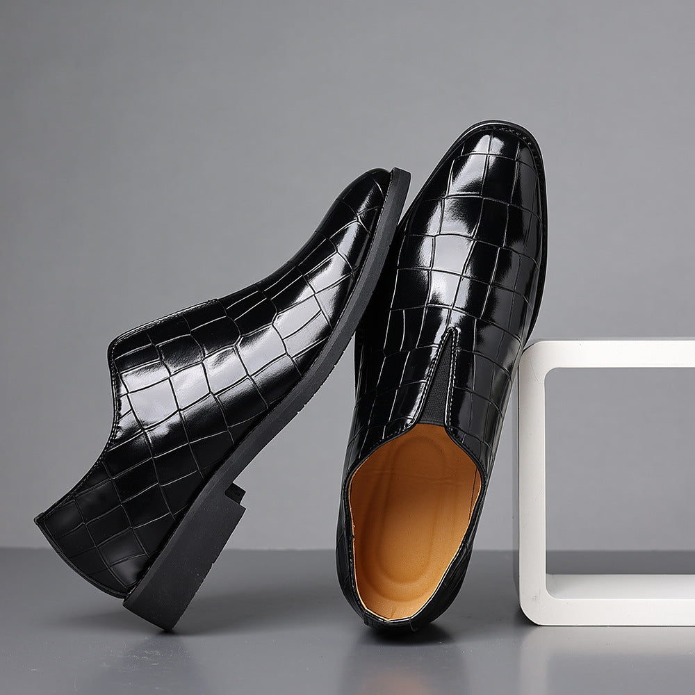Mocassins Halo-13 à entrée en V – silhouette nette et moderne
