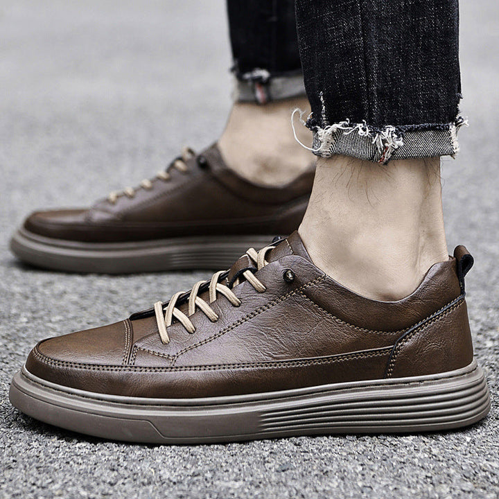Baskets basses homme – empiècements surpiqués ton sur ton