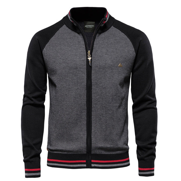 Cardigan zippé en maille fine – col montant élégant