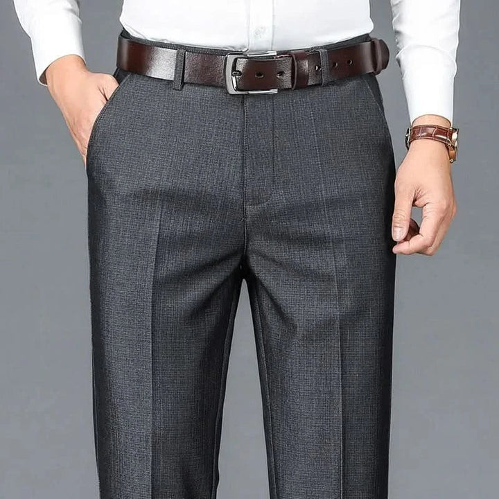 Pantalon homme en pur coton – jambe droite, taille flexible