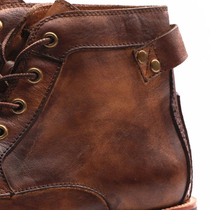 Bottes montantes Vector-12 – robustesse urbaine et style soigné
