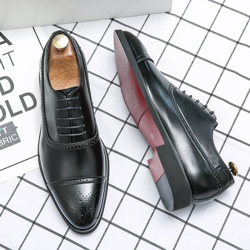 Richelieu brogue Orbit-10 – détails perforés et allure affirmée