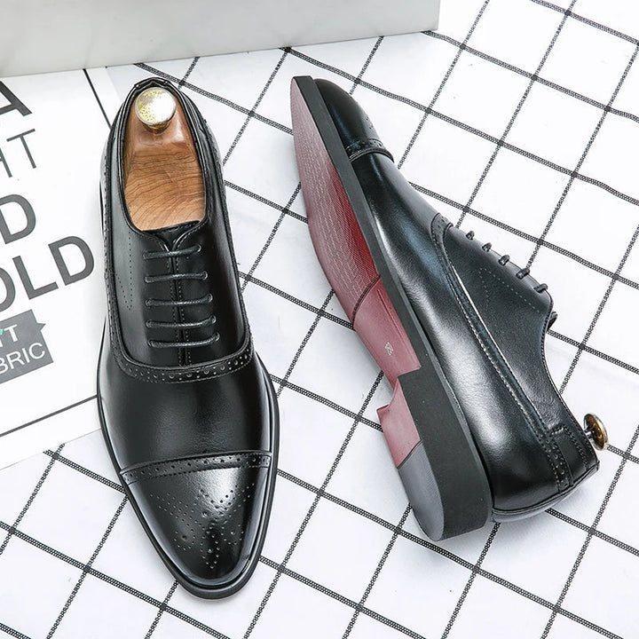 Richelieu brogue Orbit-10 – détails perforés et allure affirmée