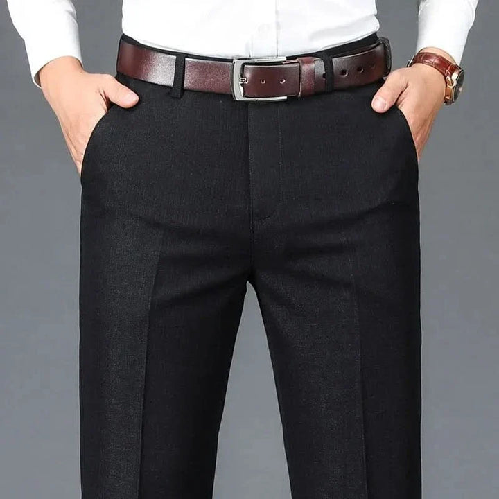 Pantalon homme en pur coton – jambe droite, taille flexible