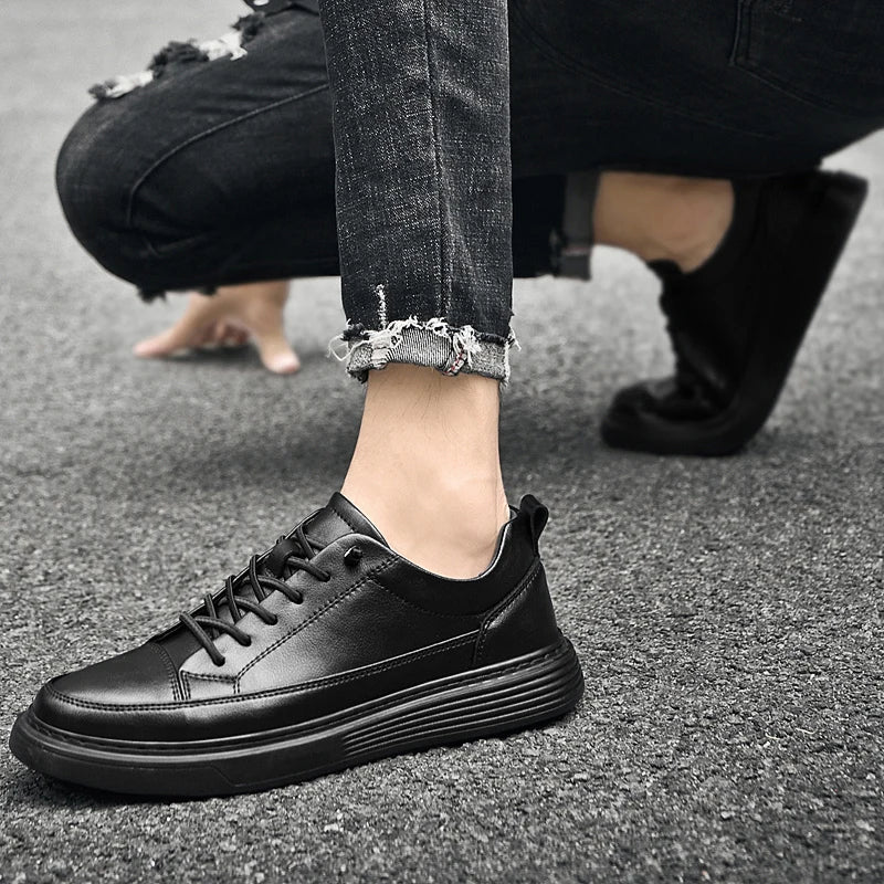 Baskets basses homme – empiècements surpiqués ton sur ton