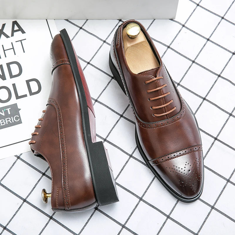 Richelieu brogue Orbit-10 – détails perforés et allure affirmée