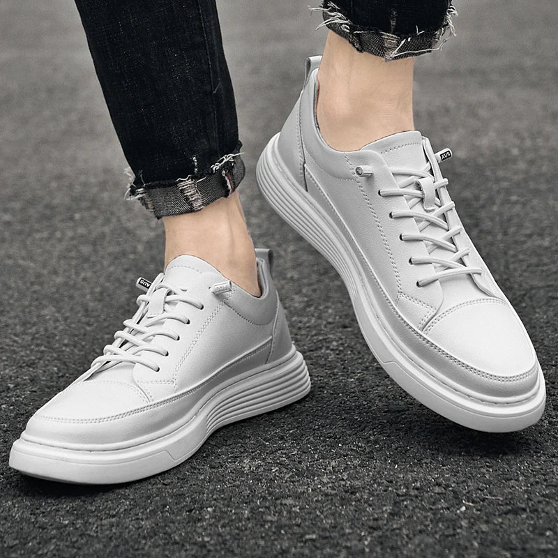 Baskets basses homme – empiècements surpiqués ton sur ton