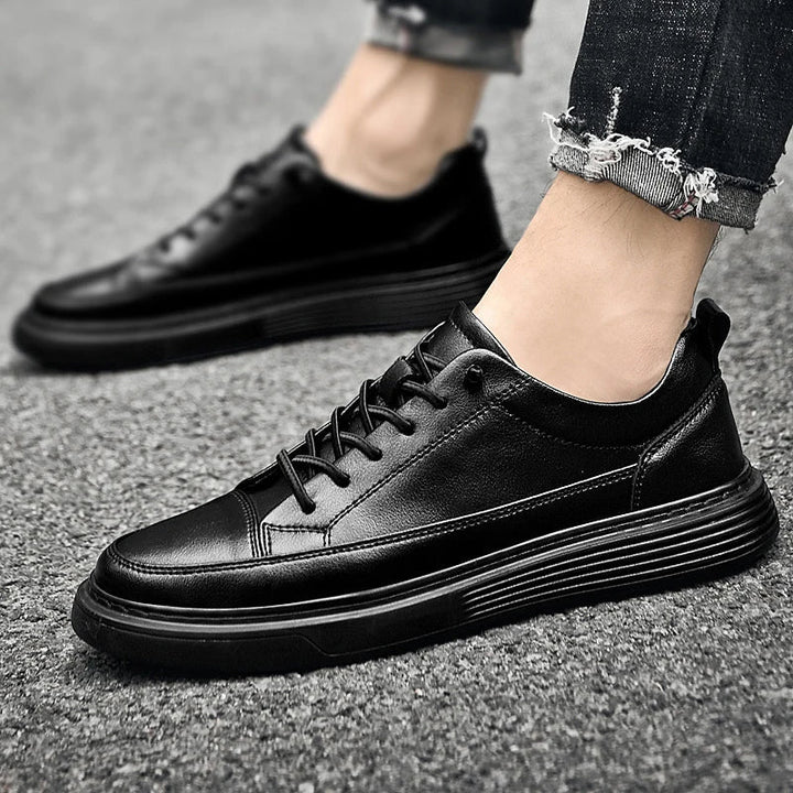 Baskets basses homme – empiècements surpiqués ton sur ton