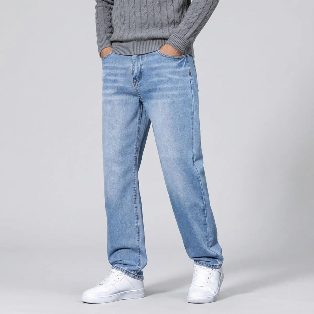 Jean droit homme regular fit – délavage clair cinq poches