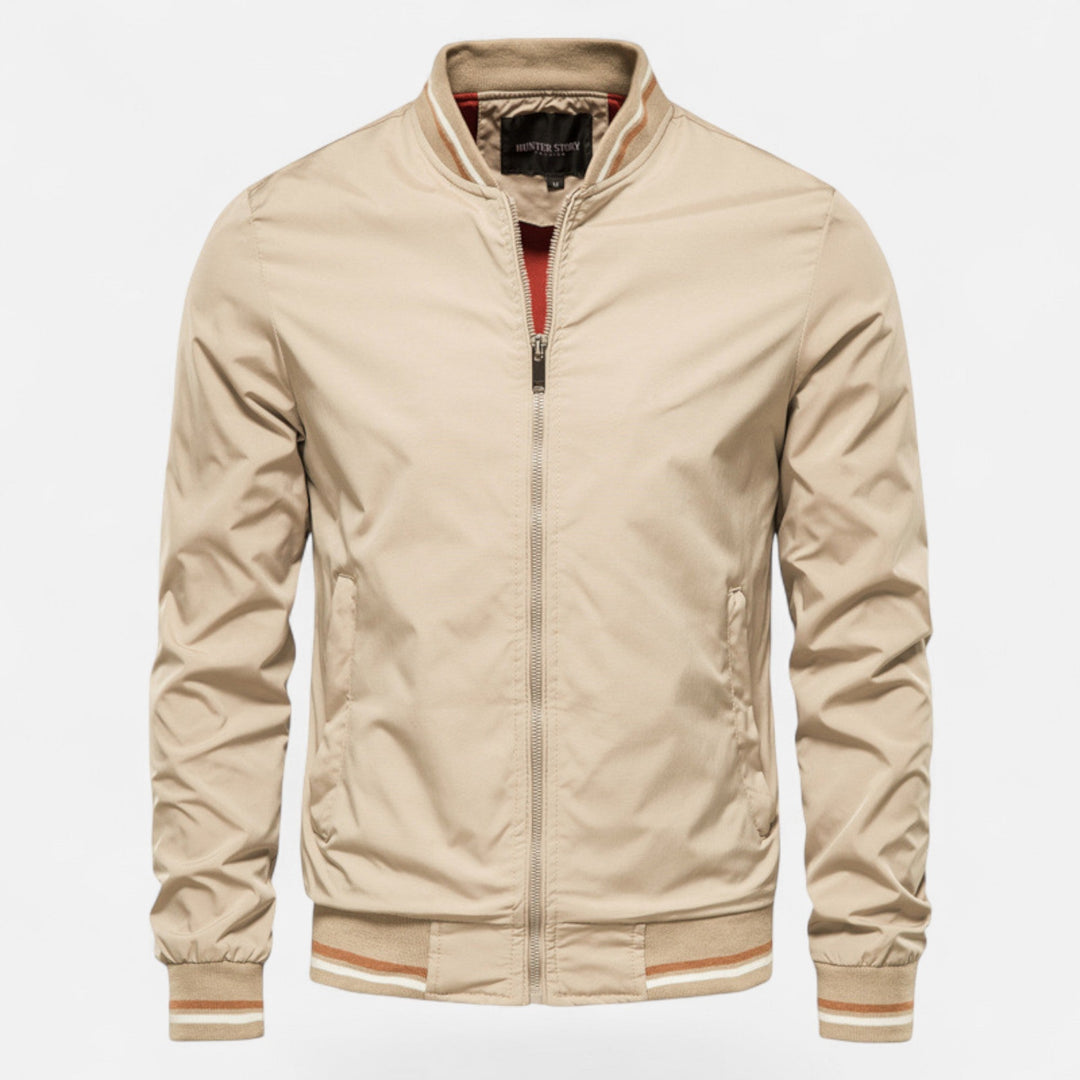 Veste homme col montant sans repassage – zip et ourlet côtelé