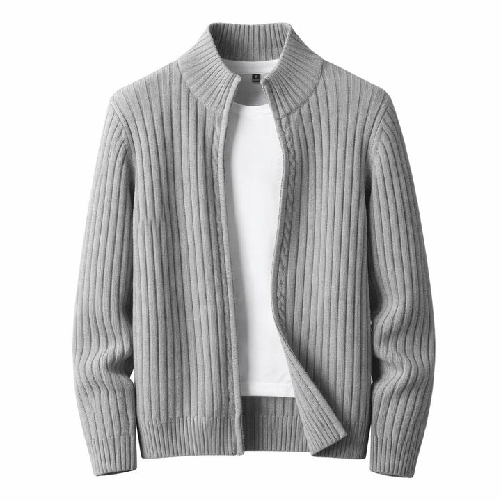 Cardigan zippé homme en maille côtelée – col montant moderne