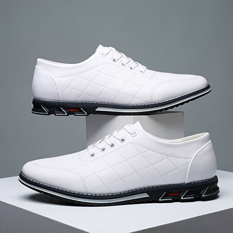 Baskets matelassées homme à lacets – détail sportif au talon