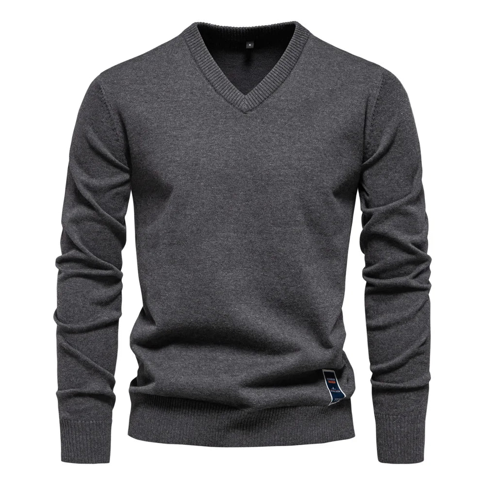 Pull homme col V – tissu doux et respirant
