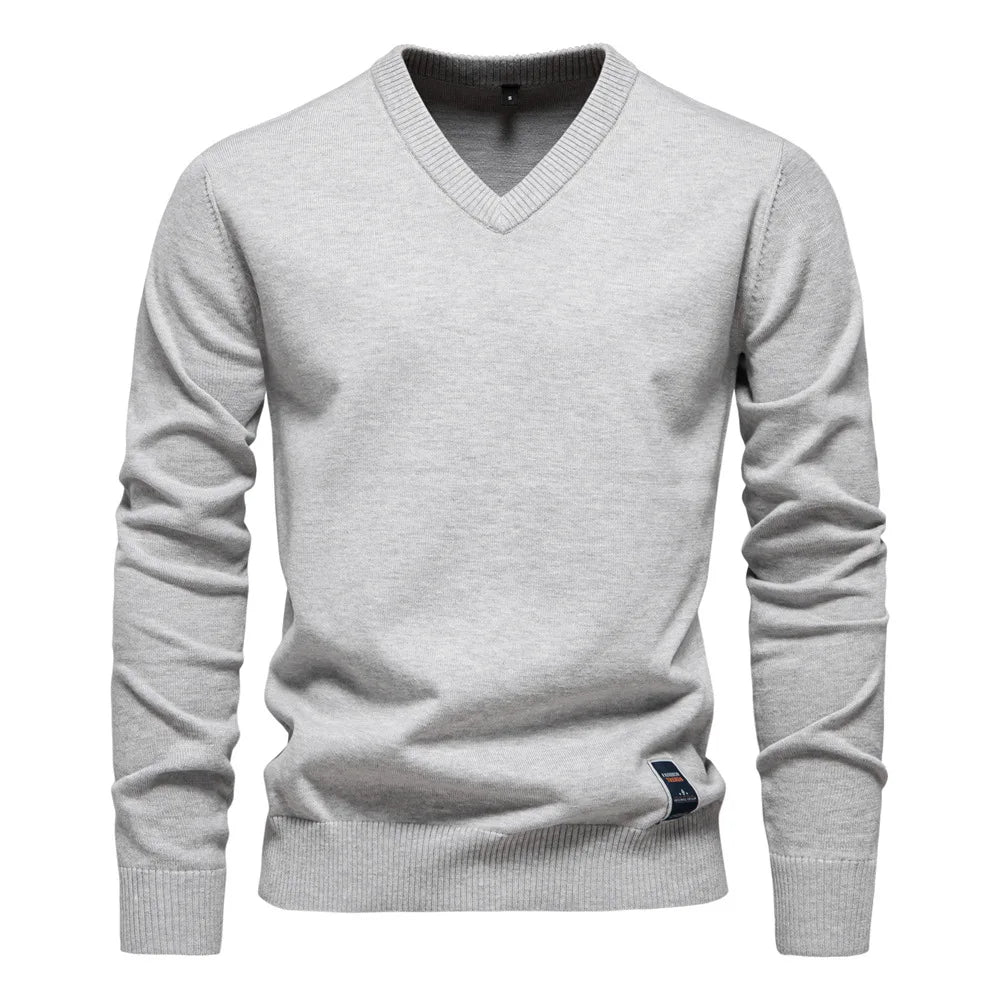 Pull homme col V – tissu doux et respirant