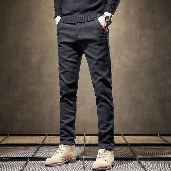 Pantalon slim homme en coton stretch – tombé net et soigné