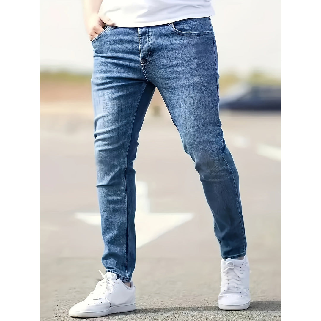 Jean Finn coupe regular – denim délavé souple