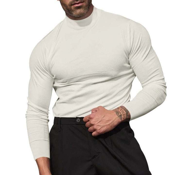 Pull col roulé en maille fine – coupe slim élégante