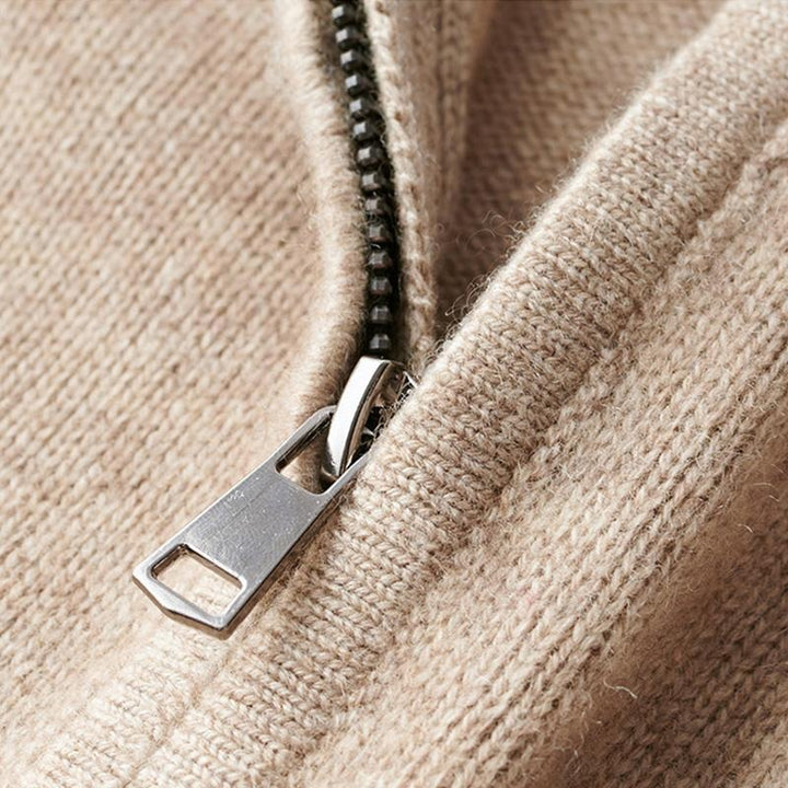 Pull homme à demi-zip et col montant – bureau et loisirs