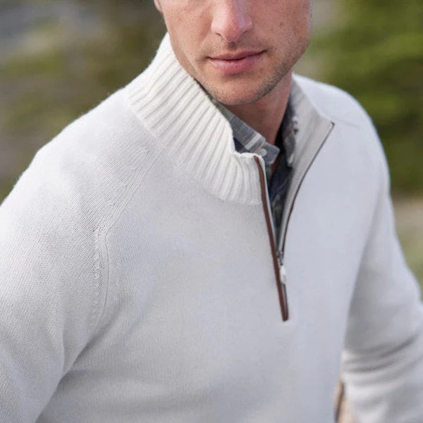 Pull col roulé en mélange cachemire – maille épaisse et zip