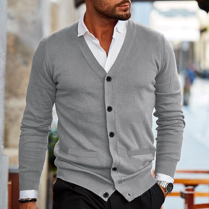 Cardigan homme à boutons et col V – maille douce et élégante