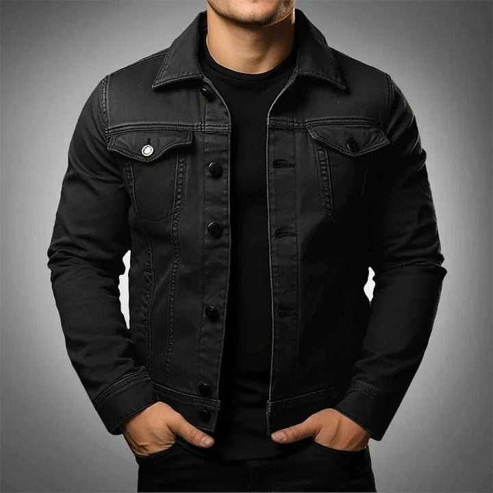 Veste en jean homme légère – layering de printemps moderne